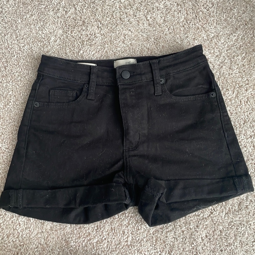 Universal Thread Black High-Waisted Jean Shorts